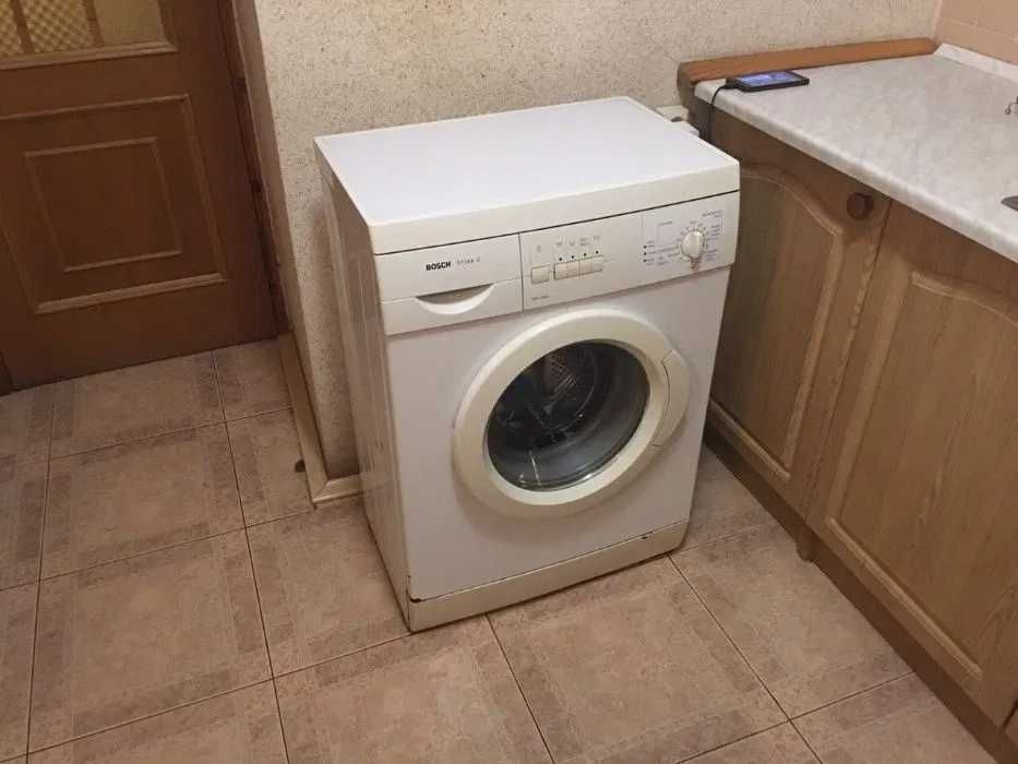 Сдам поселение в комнату! Метро КПИ Лукьяновская Киев Хозяйка Дешево