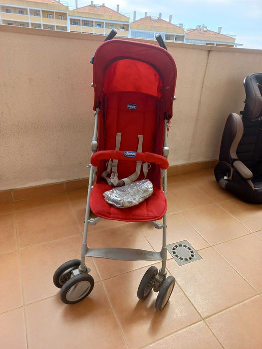 Chicco London Stroller Model in Red435257287336284163