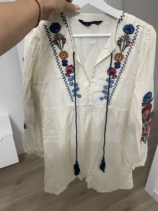 Nowa sukienka z zary styl boho roziar xs z haftami