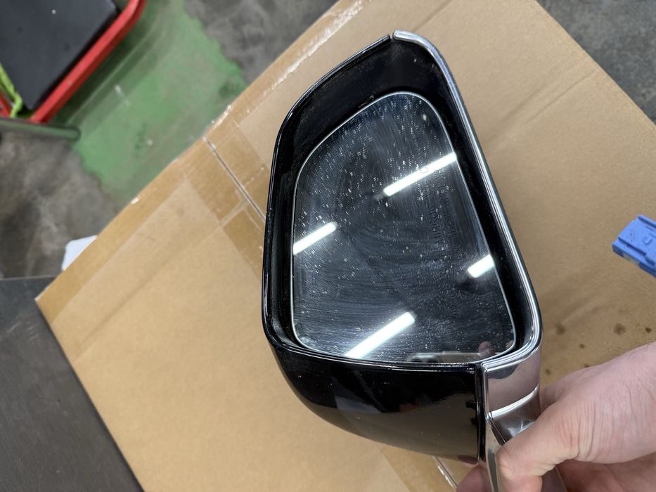 Зерклало Tesla Model 3/Y Левое
