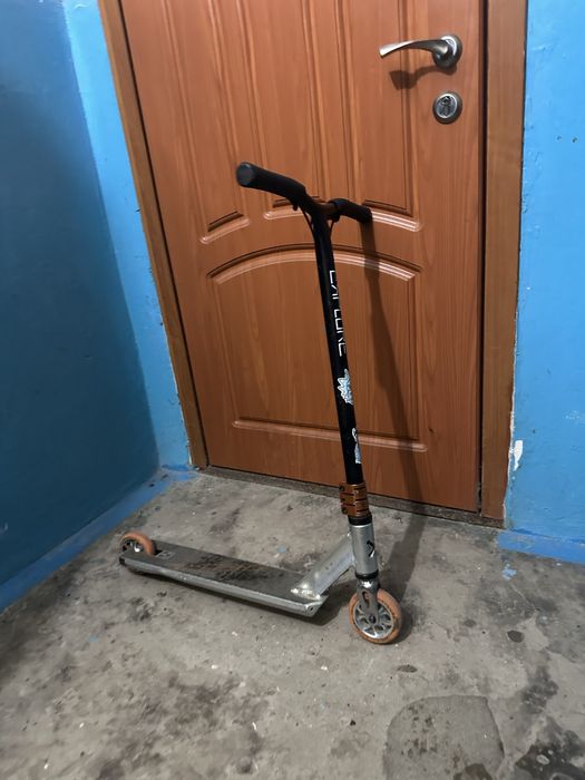 трюковий самокат в гарному стані
