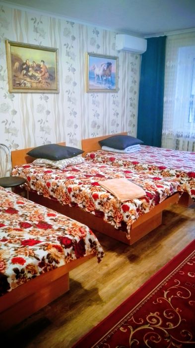 Посуточно 1 к.кв. проспект Центральный 124а, 3эт/9эт, wi-fi, 3 кровати