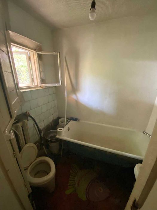 Частина будинку, 3 кімнати, 2 гаража, район Можайського