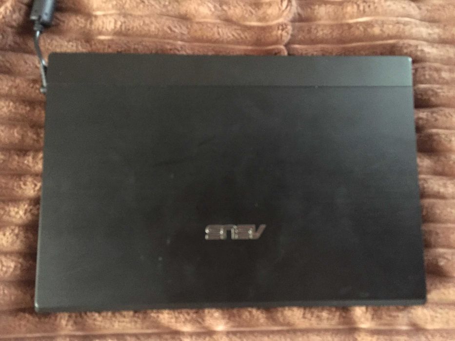 Нетбук Asus EEE PC 1016P