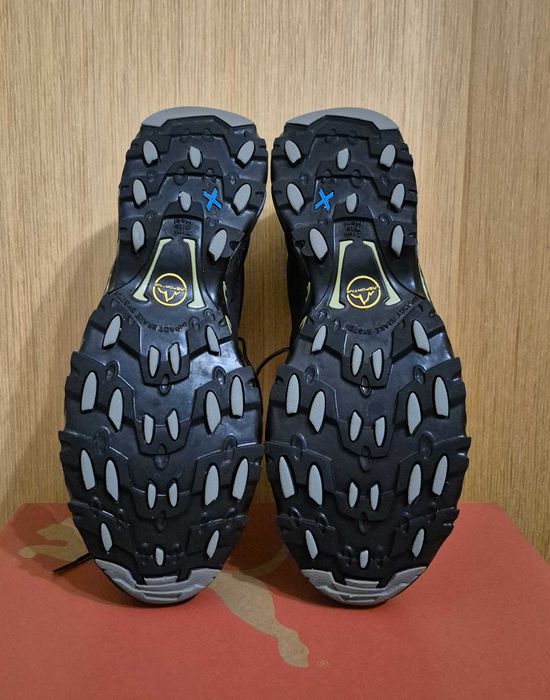 Кросівки La Sportiva Ultra Raptor II Leather GTX розмір 46