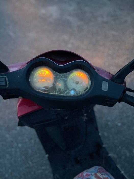 Продам скутер 80 куб