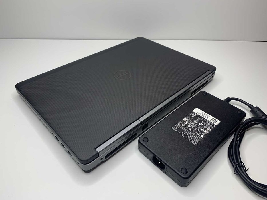 Потужний Dell Precision 7510, i7-6820HQ, 16Gb, SSD 1Tb, Radeon R9 4Gb