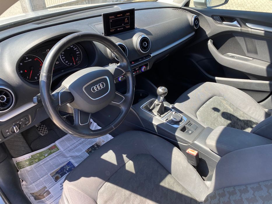 AUDI A3 1.6 TDI  162 mil kms - NACIONAL