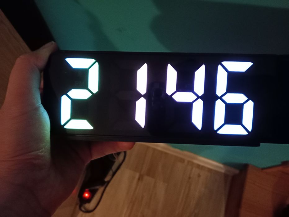 Sprzedam zegar LED