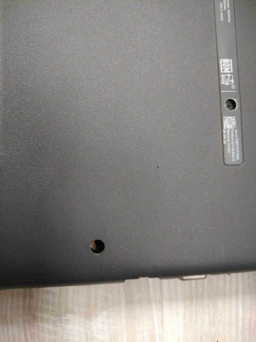 Ноутбук HP 250 G5 працює, можно по запчастинам
