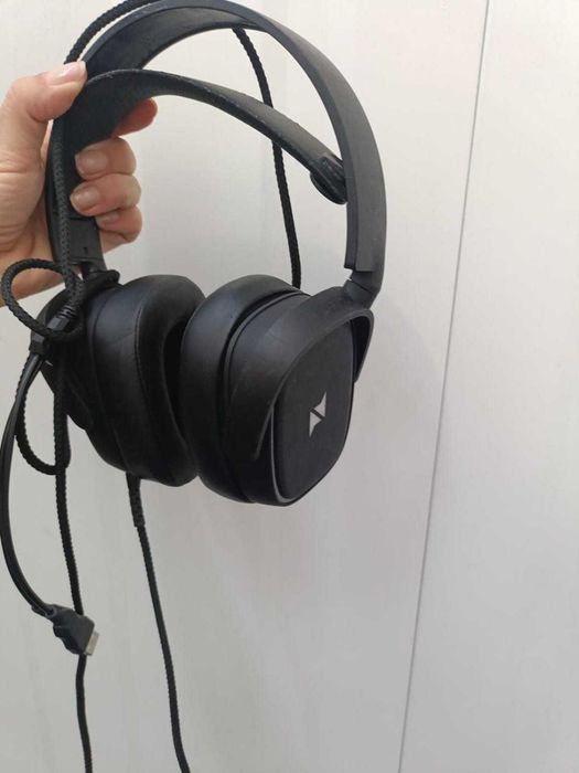VENDA URGENTE – Cadeira Gaming OMEN | 150€ + Oferta de Headset