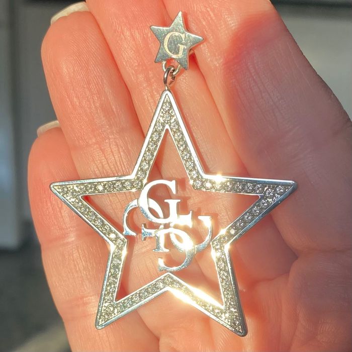 Brincos Guess com cristais