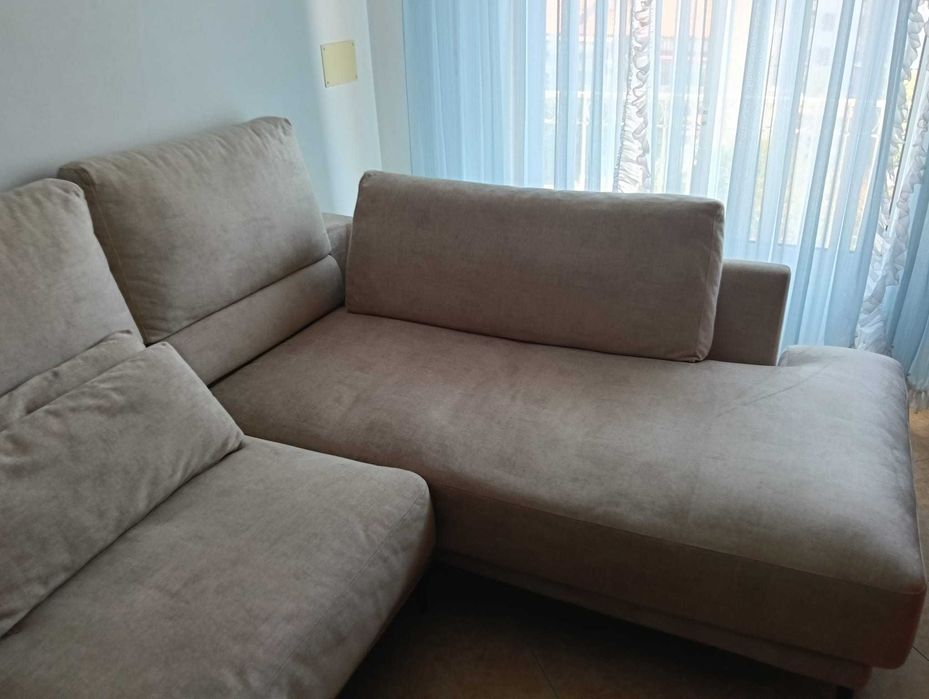 Sofá e móvel de sala semi-novo