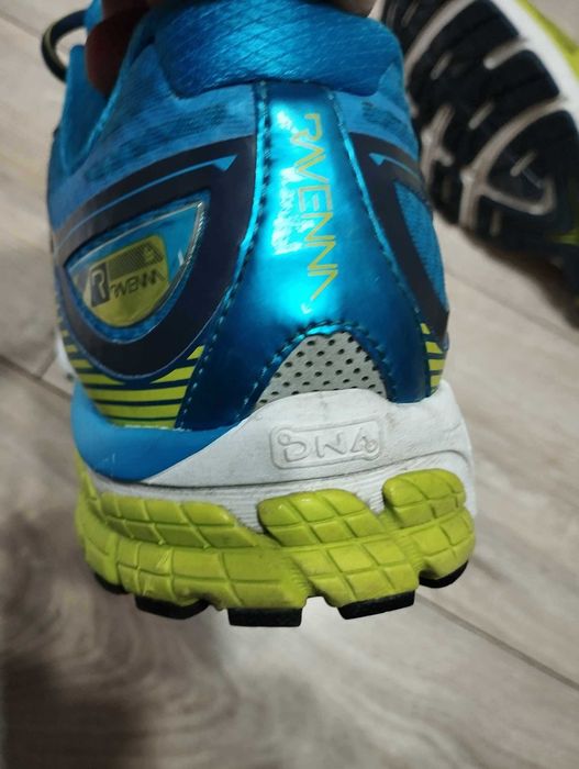 Brooks Ravena 6 buty do biegania size 48,5