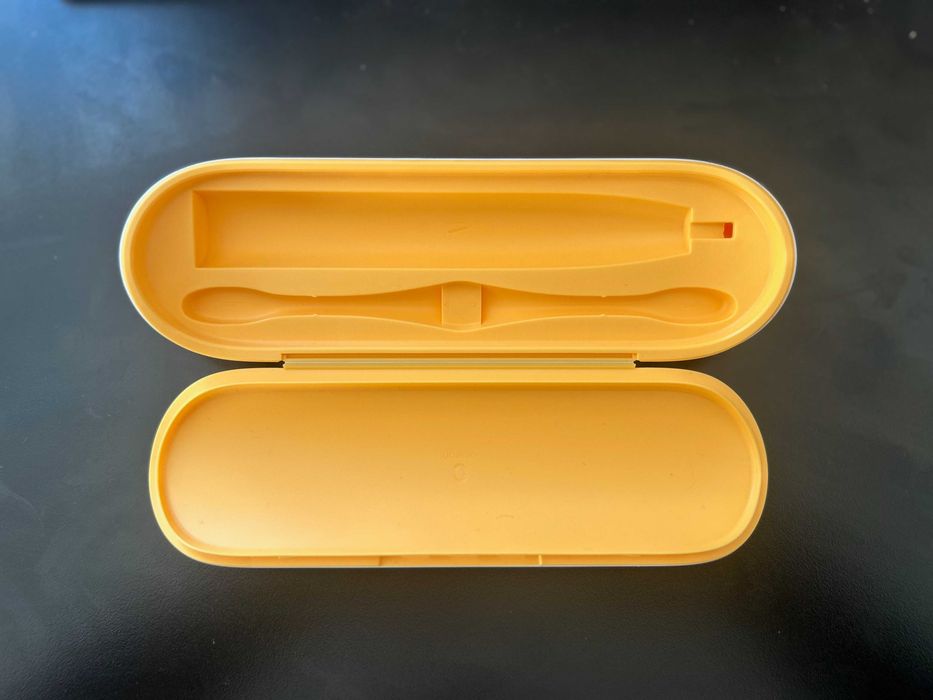 Etui na szczoteczkę Oclean X Pro/X Pro Elite/X/Z1/F1 - biało-żółte