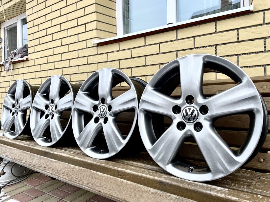 Диски R17 5.112 ET54 7J цо57.1 Гольф Джета кадди тоуран т4 Шкода а5
