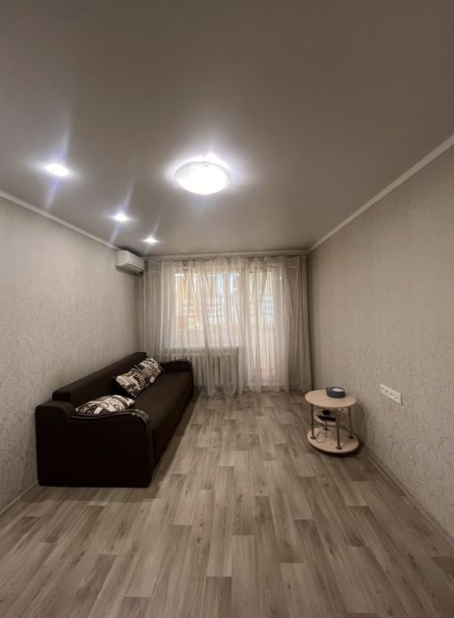 Продам 1но комн квартира у. Петра Калнышевского Кривбассовская Ц.-Гор!