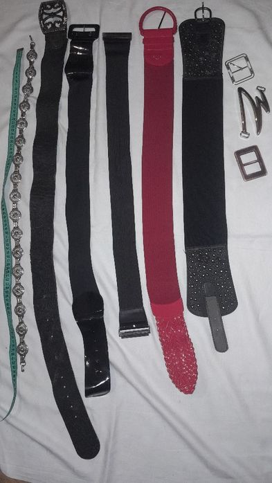 Ремні вінтажні жіночі,пряжки