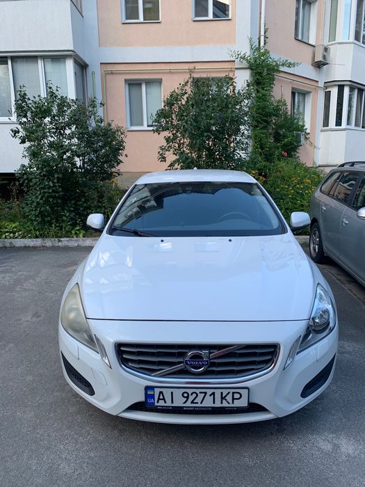 Volvo S60 1.6 бензин АКПП