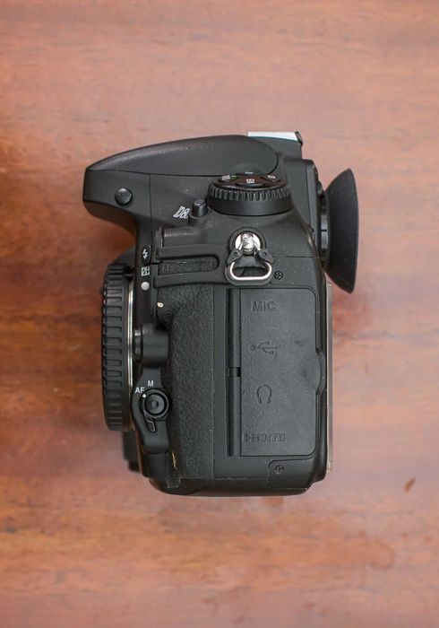 Câmera Digital - Nikon D800 + lente 85mm 1.8 + EXTRAS64171307016451124