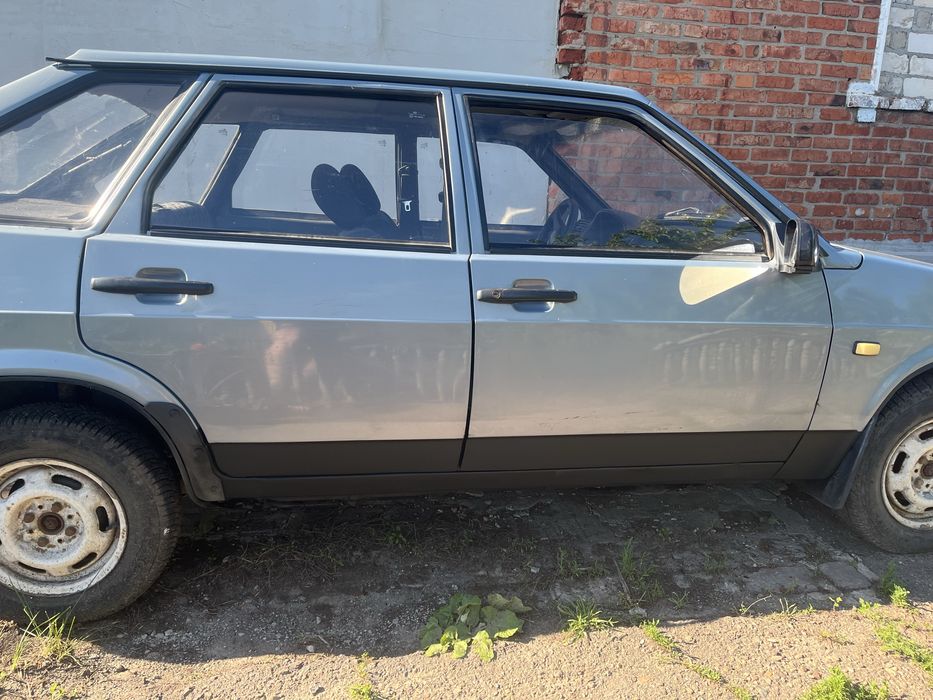 Продам машину ВАЗ 21093