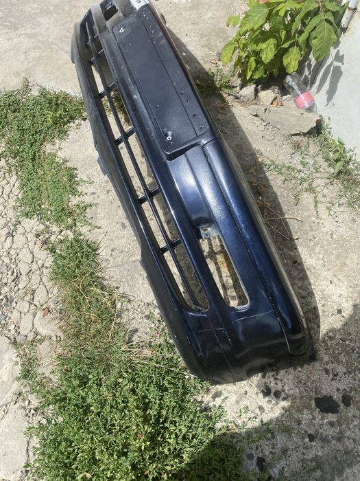 BMW E 46 бампер передній