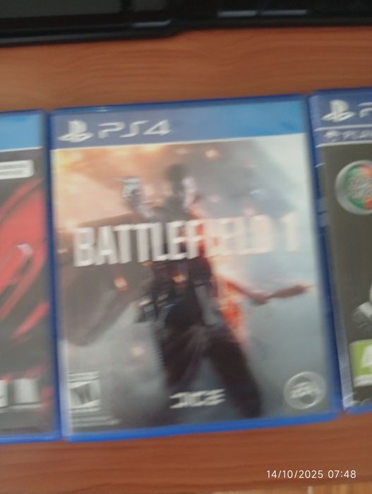 Ps4 usado perfeito estado 2 controle 5 jogos