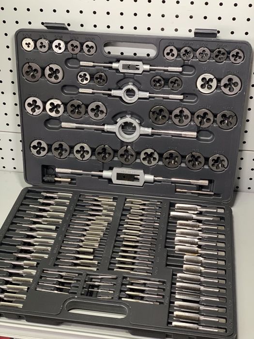 Набор метчиков и плашек M110-1 110 предметов