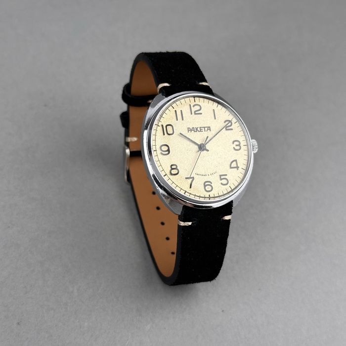 Zegarek vintage Raketa – Sand | jasna tarcza | czytelny | USSR