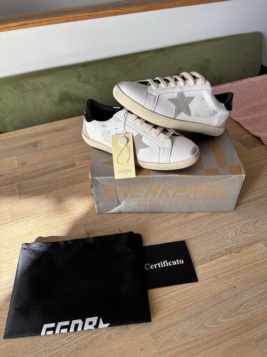 Golden goose (super star )