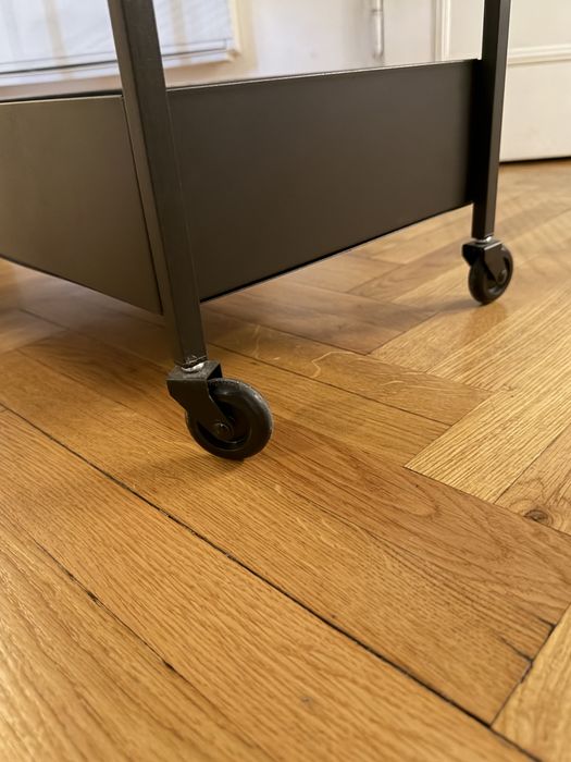 Czarny wózek regał NISSAFORS Ikea