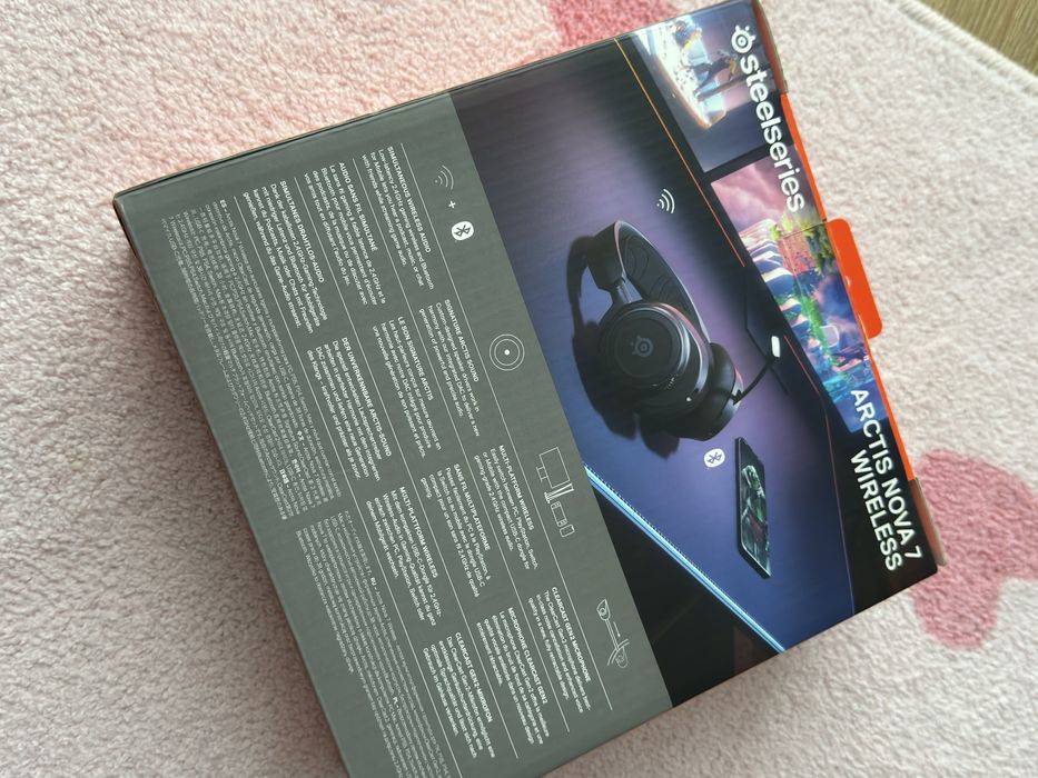 SteelSeries Arctis Nova 7