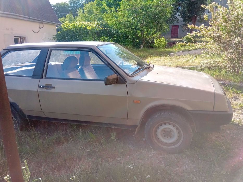 Автомобіль "ВАЗ-2108.01"   (1987р.в., 1300, МКПП-4, бежевий)