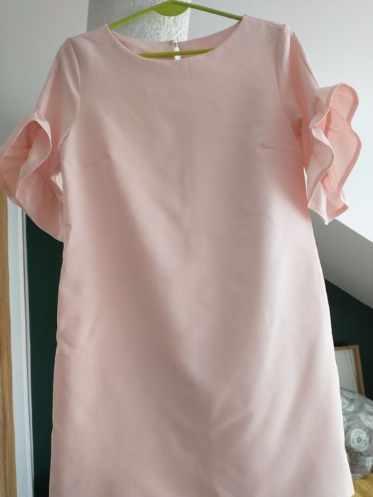 Sukienka 38 budowy róż