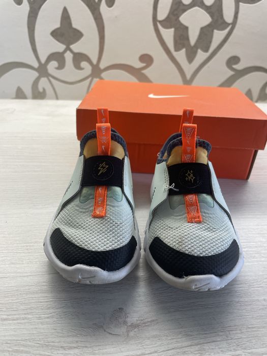 Кросівки Nike 22 розмір