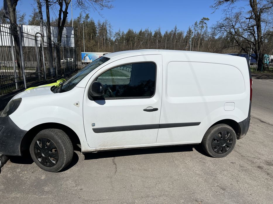 Reno kengo ze електричка