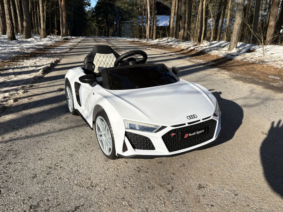 Samochód na akumulator audi r8 elektryczne auto dla dzieci