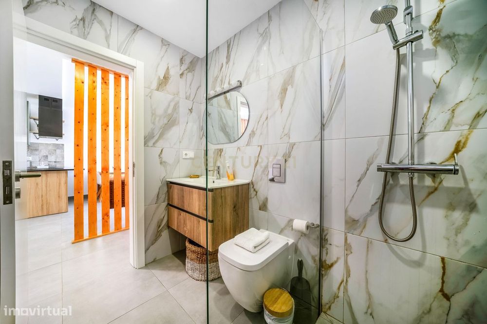 T2 Renovado com 2 WC, a 5 min da Praia de Nossa Senhora da Rocha e das