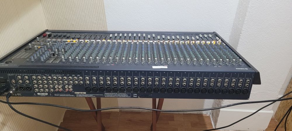 Mesa de som. Troco ou vendo