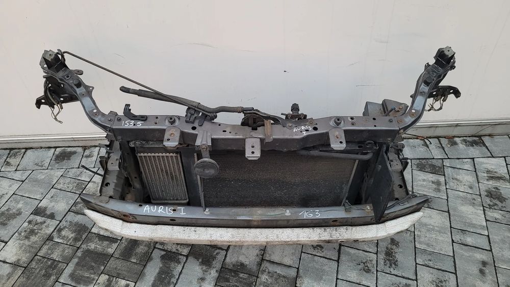 pas przedni wzmocnienie czołowe toyota auris i e15 diesel