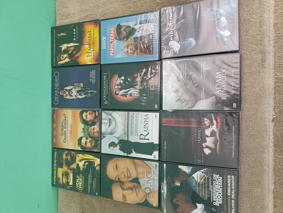 Lote 30 DVDs novos selados
