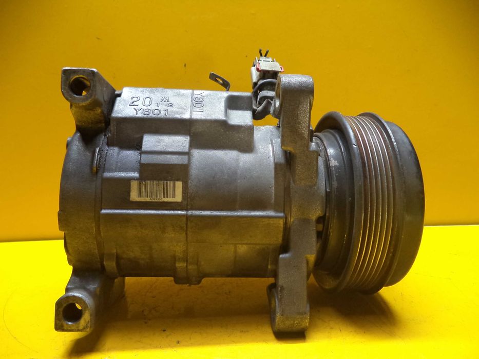 Компрессор кондиционера Chrysler Voyager 4 Dodge Caravan (3,3-3,8)