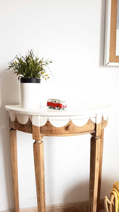 Mesa vintage renovada