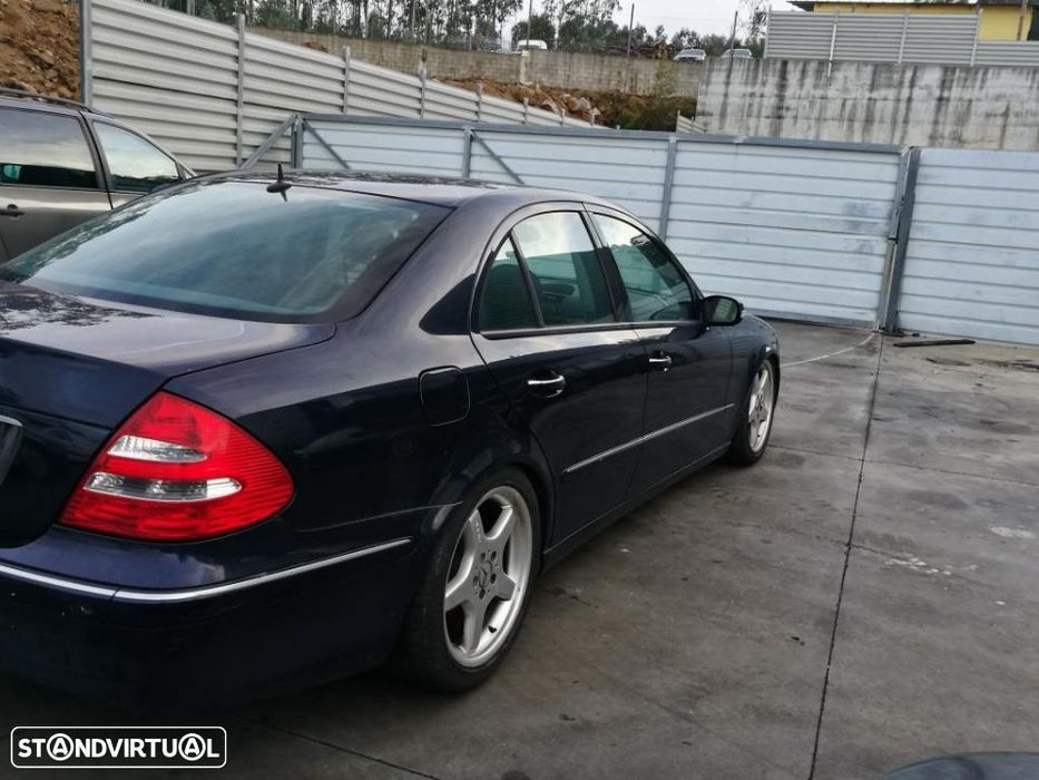 Mercedes E 500 W 211 de 2004 para peças