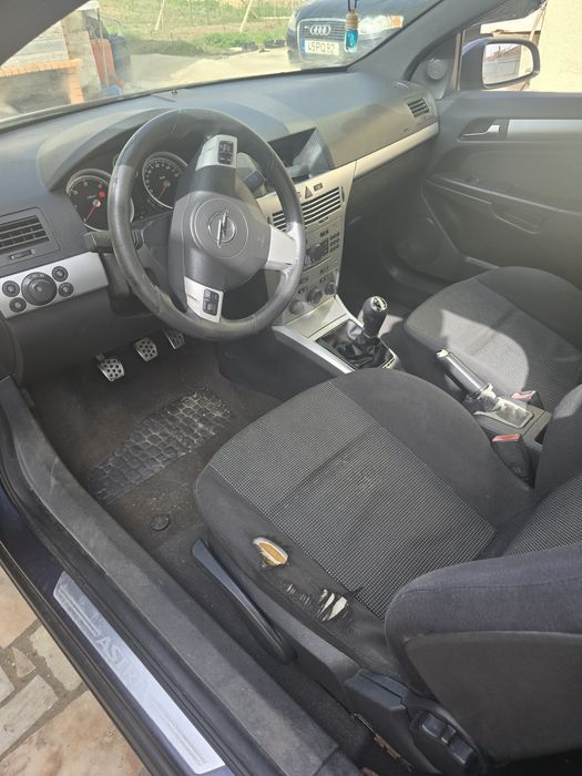 Opel Astra H Gtc 1.7