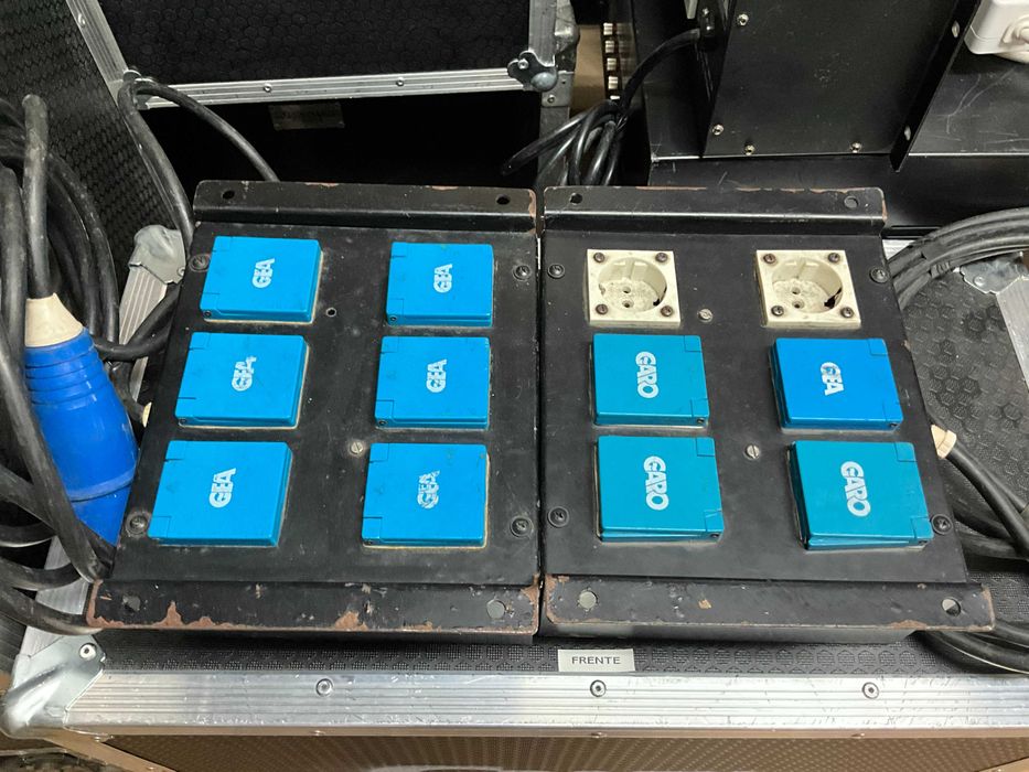 Sub-box com 6 saídas schuko 220v com ficha PCE de 16A monofásico