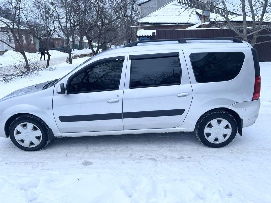 Продам  DACIA LOGAN 7 місьць