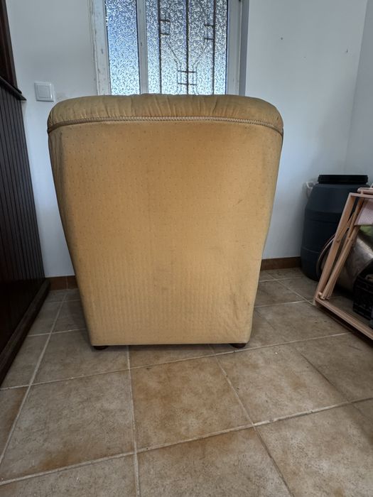 Sofá poltrona em bom estado