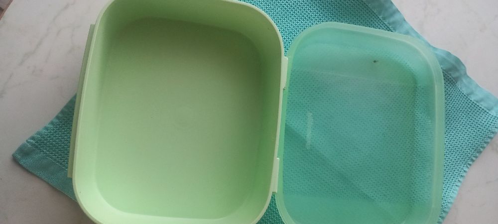 Tupperware- sciereczka i chlebak