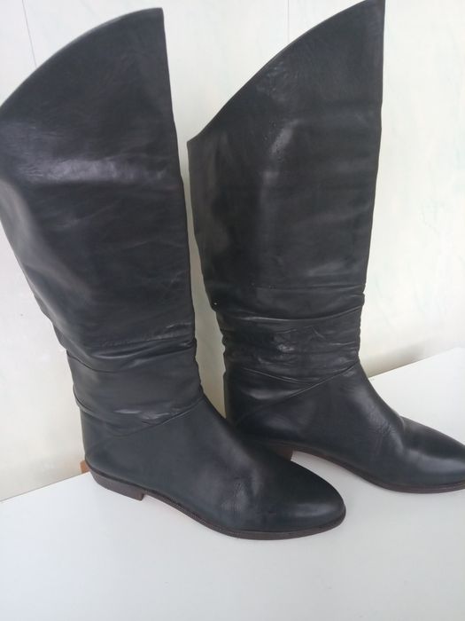 Кожаные сапоги женские